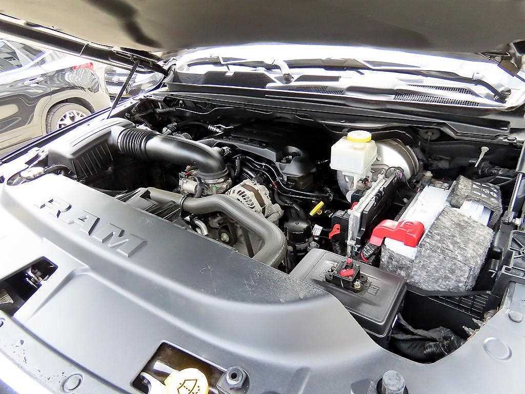 Dodge Ram Pick Up — photo 19