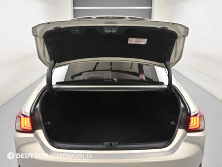 Lexus ES — photo 19