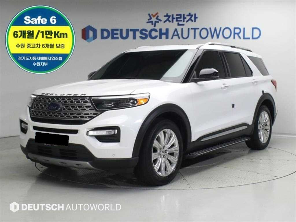 Ford Explorer — photo 01