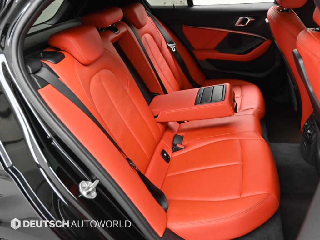 BMW 1-Series — photo 12