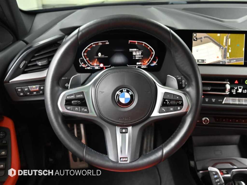 BMW 1-Series — photo 13