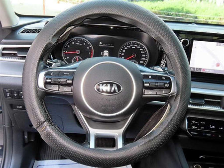 Kia K5 — photo 08