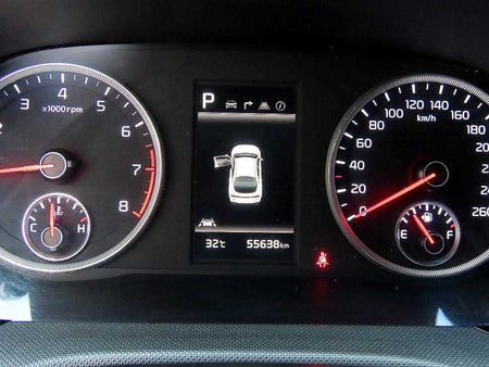 Kia K5 — photo 09