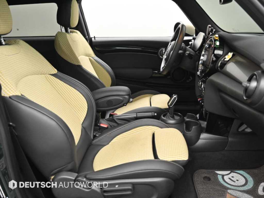 Mini Cooper — photo 10