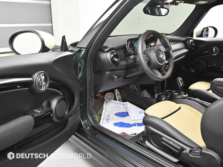 Mini Cooper — photo 11