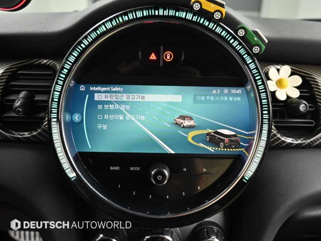 Mini Cooper — photo 17