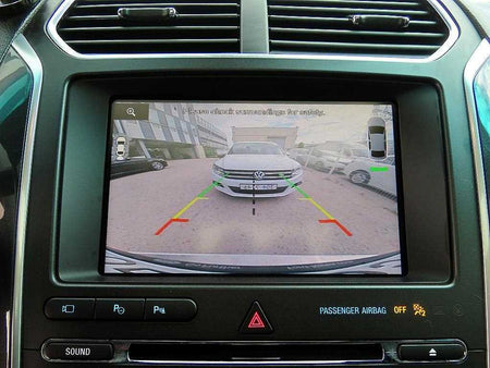 Ford Explorer — photo 15