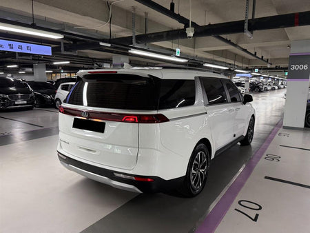 Kia Carnival — photo 03