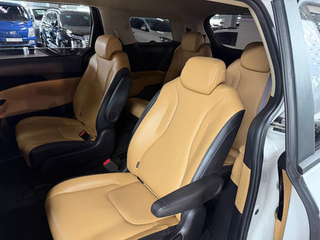 Kia Carnival — photo 16