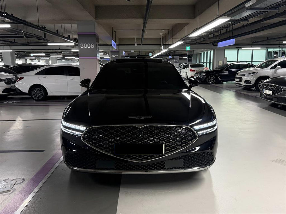 Genesis G90 — photo 01