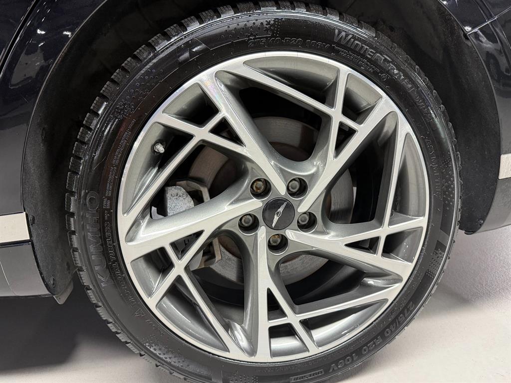 Genesis G90 — photo 19