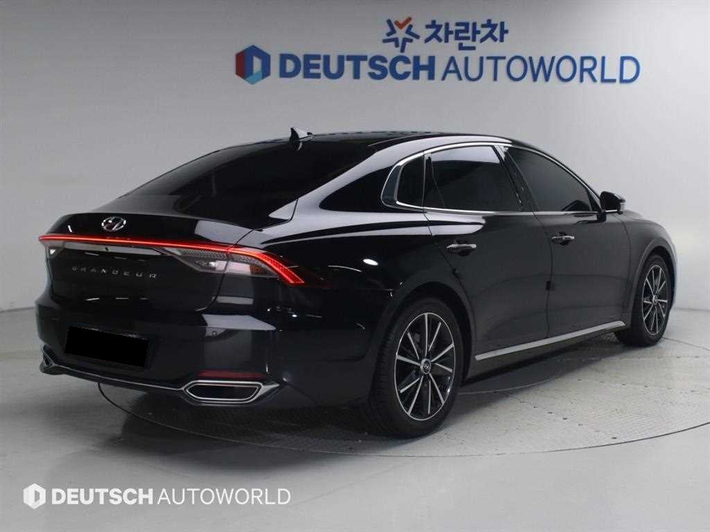 Hyundai Grandeur — photo 02