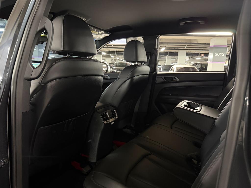 KGM Rexton — photo 17