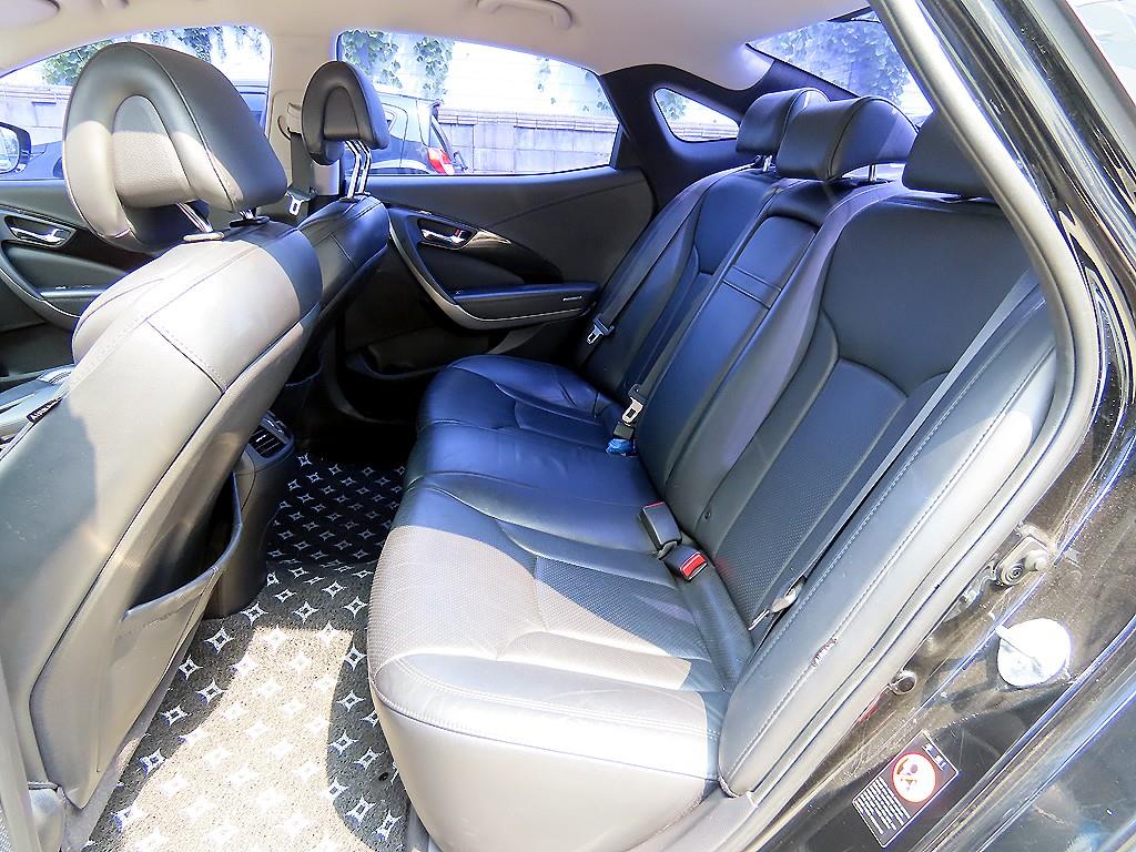 Hyundai Grandeur — photo 06