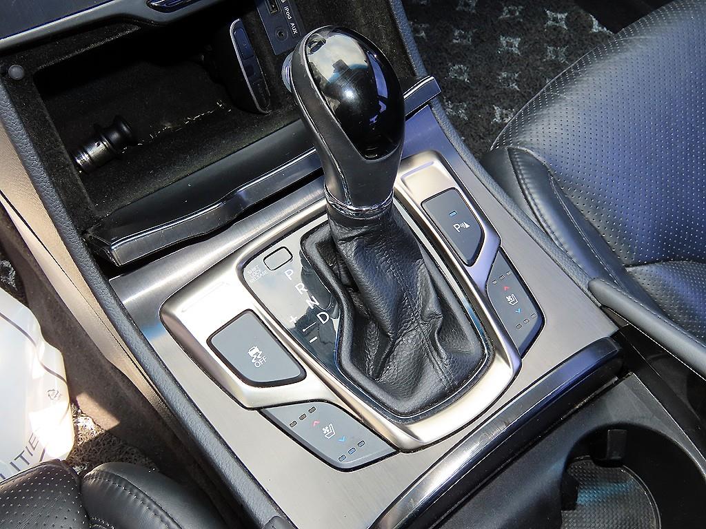 Hyundai Grandeur — photo 10