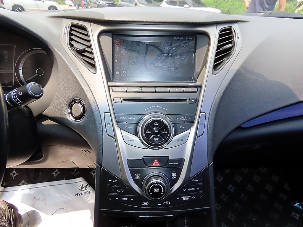 Hyundai Grandeur — photo 14
