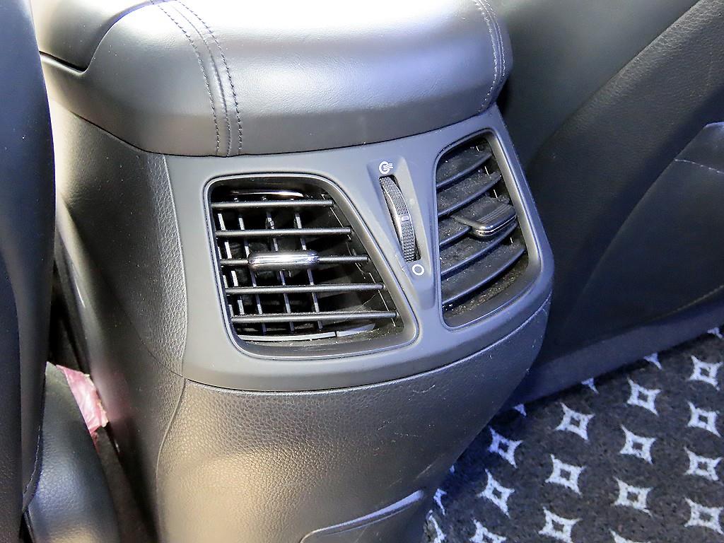 Hyundai Grandeur — photo 15