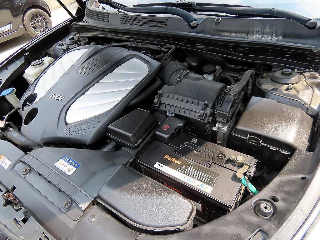 Hyundai Grandeur — photo 18
