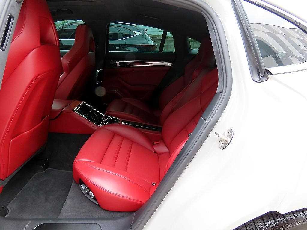 Porsche Panamera — photo 06