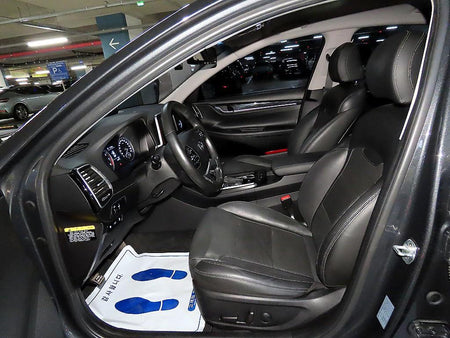 Hyundai Grandeur — photo 06
