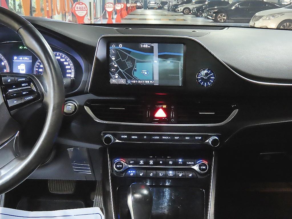 Hyundai Grandeur — photo 11