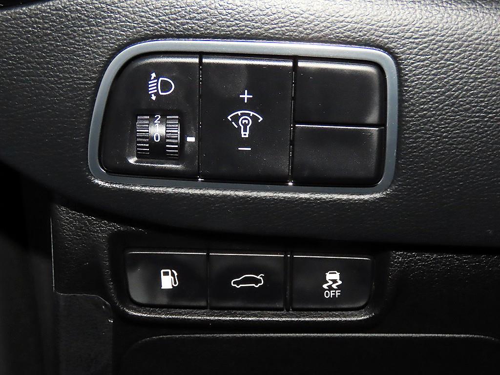 Hyundai Grandeur — photo 15