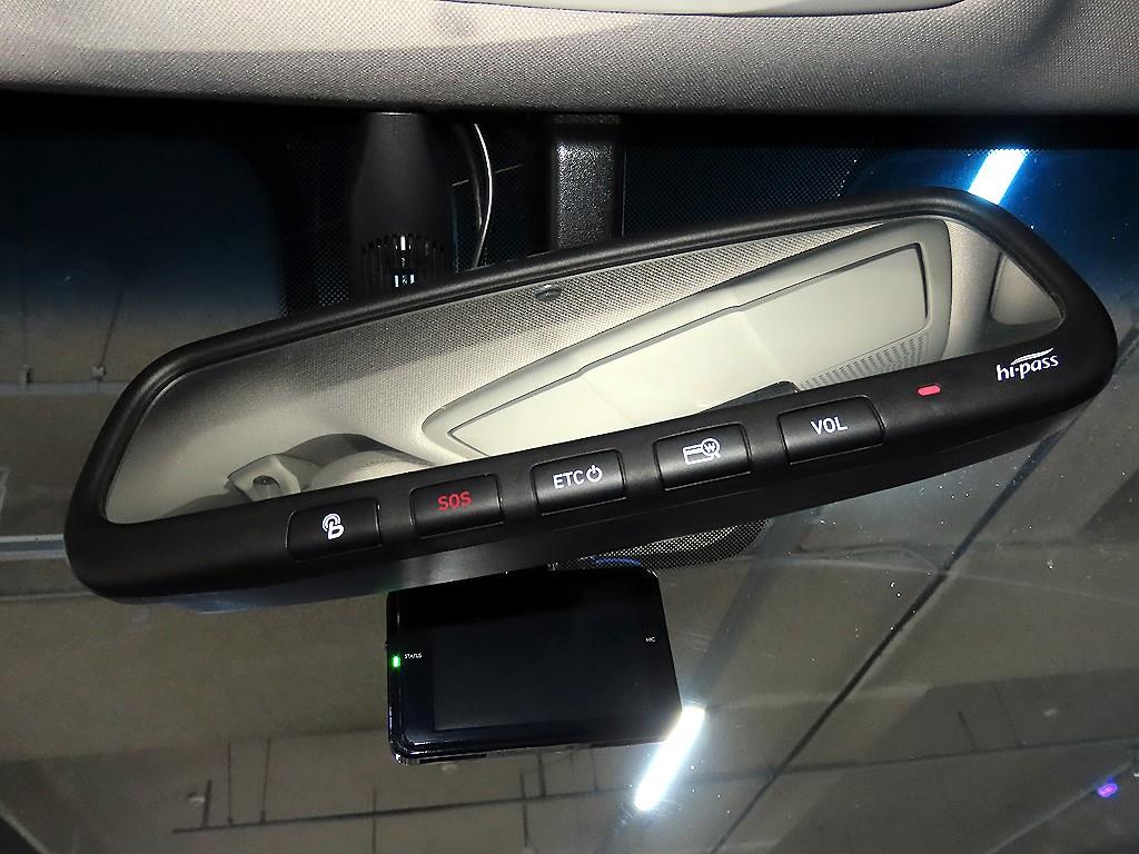 Hyundai Grandeur — photo 18