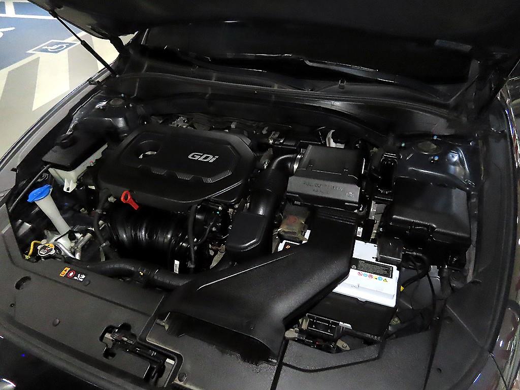 Hyundai Grandeur — photo 19