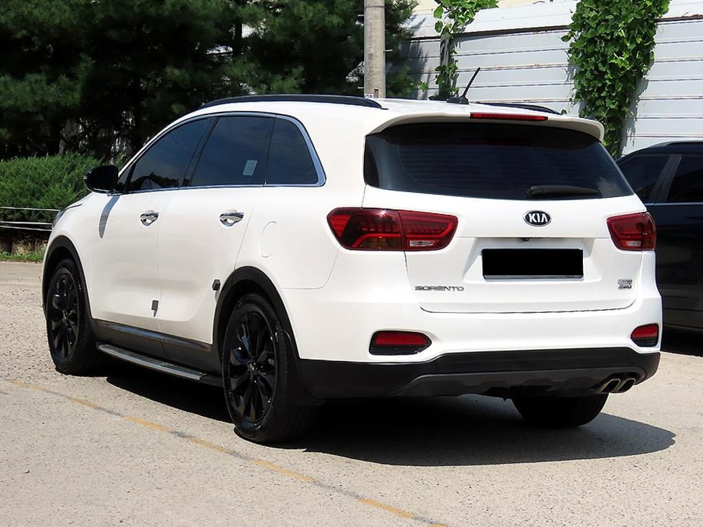 Kia Sorento — photo 03