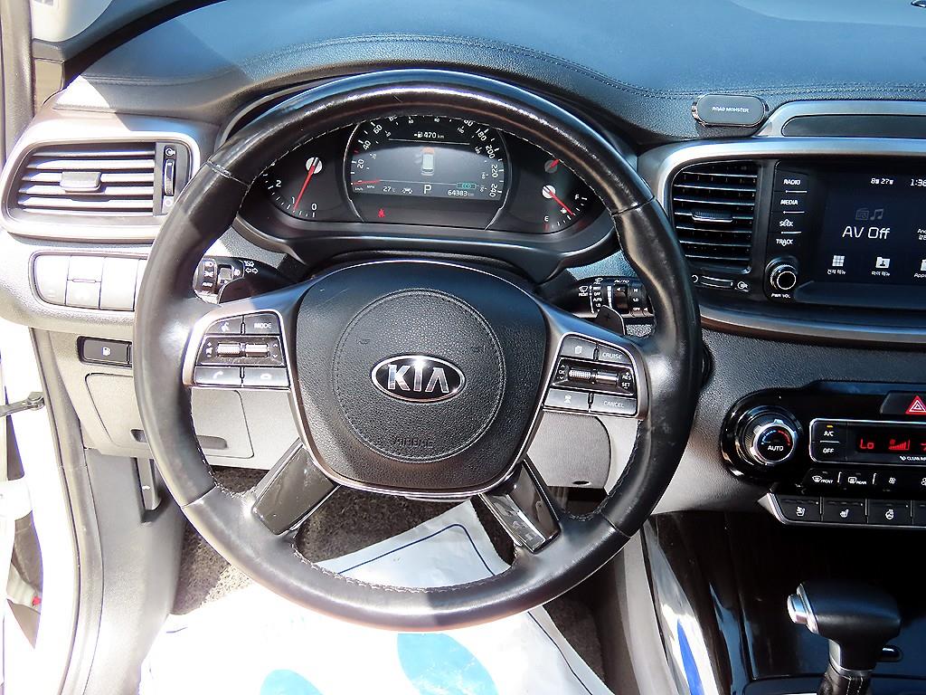 Kia Sorento — photo 08