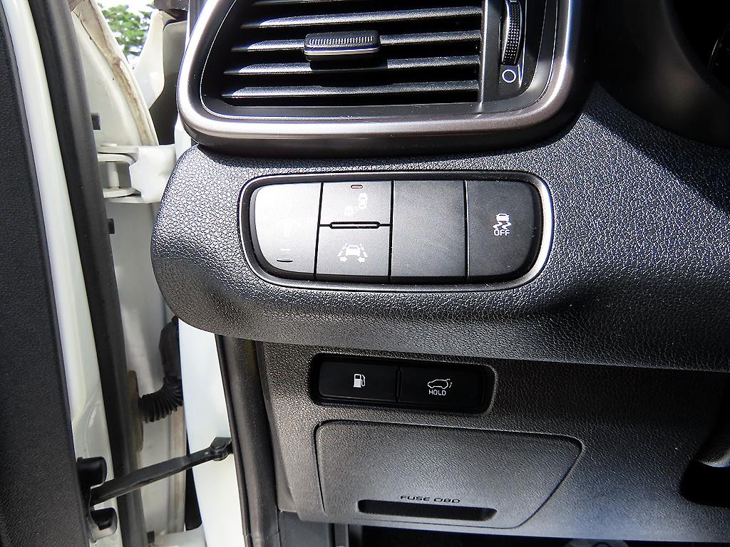 Kia Sorento — photo 12
