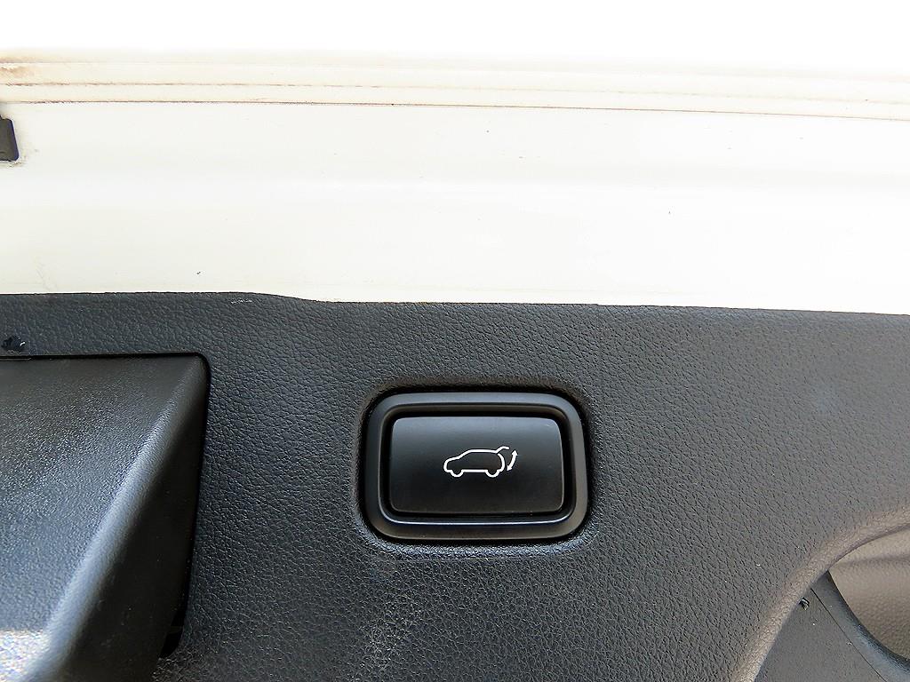 Kia Sorento — photo 18