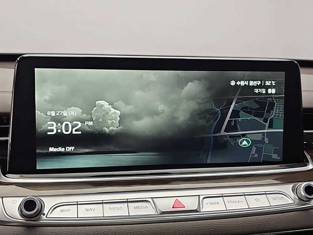 Kia K9 — photo 15