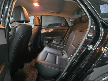 Kia K3 — photo 07