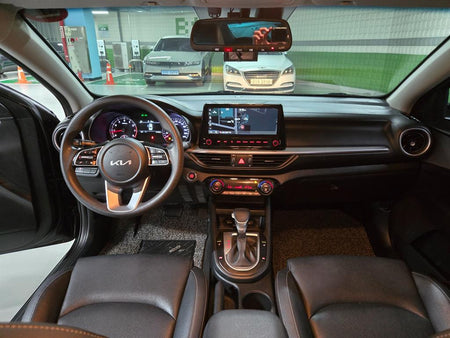 Kia K3 — photo 08