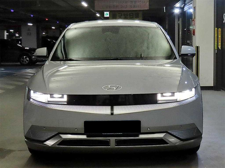Hyundai Ioniq5 — photo 02