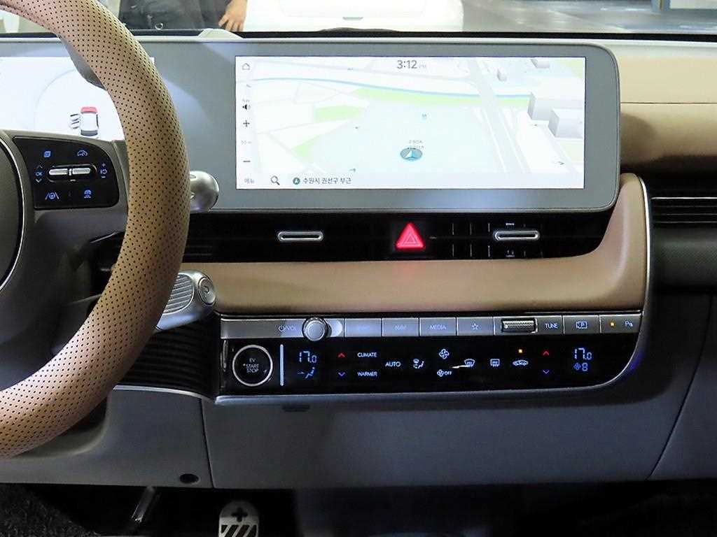 Hyundai Ioniq5 — photo 11