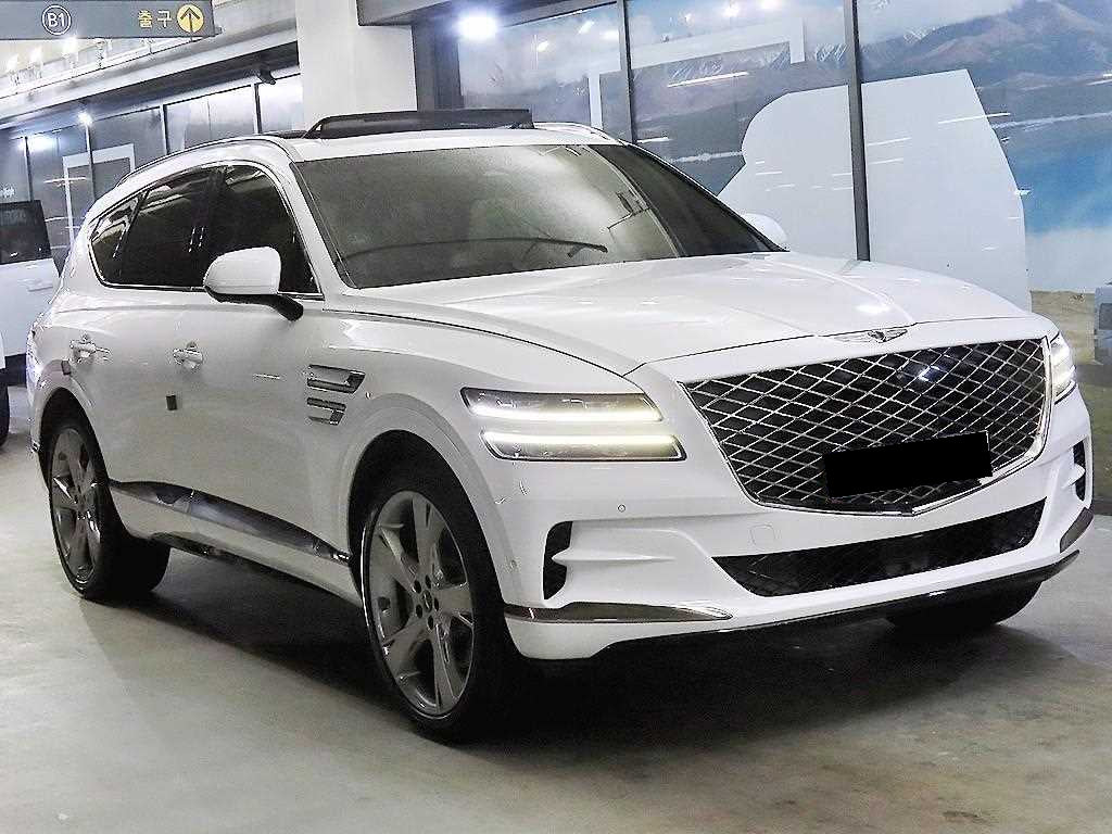 Genesis GV80 — photo 01