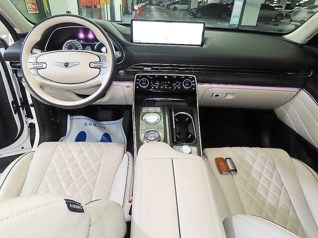Genesis GV80 — photo 10