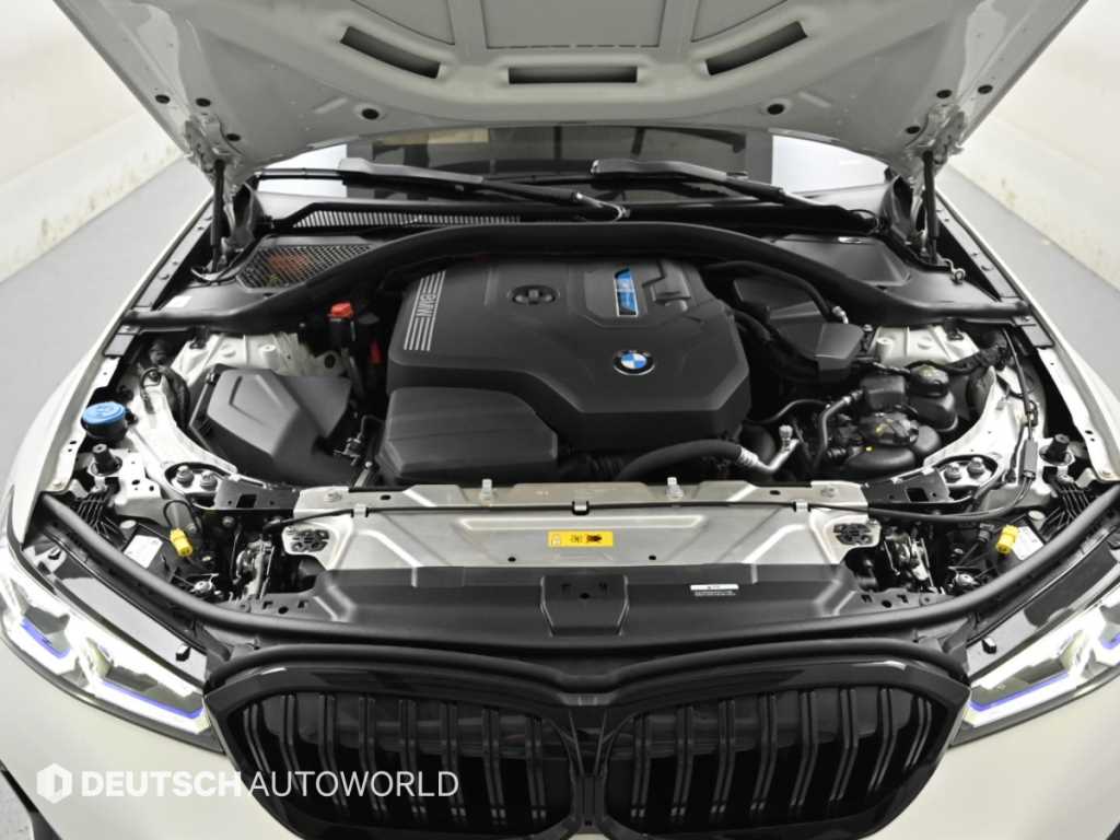 BMW 3-Series — photo 06