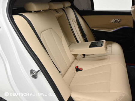 BMW 3-Series — photo 12
