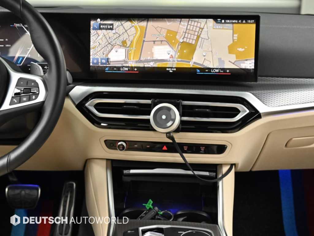 BMW 3-Series — photo 14