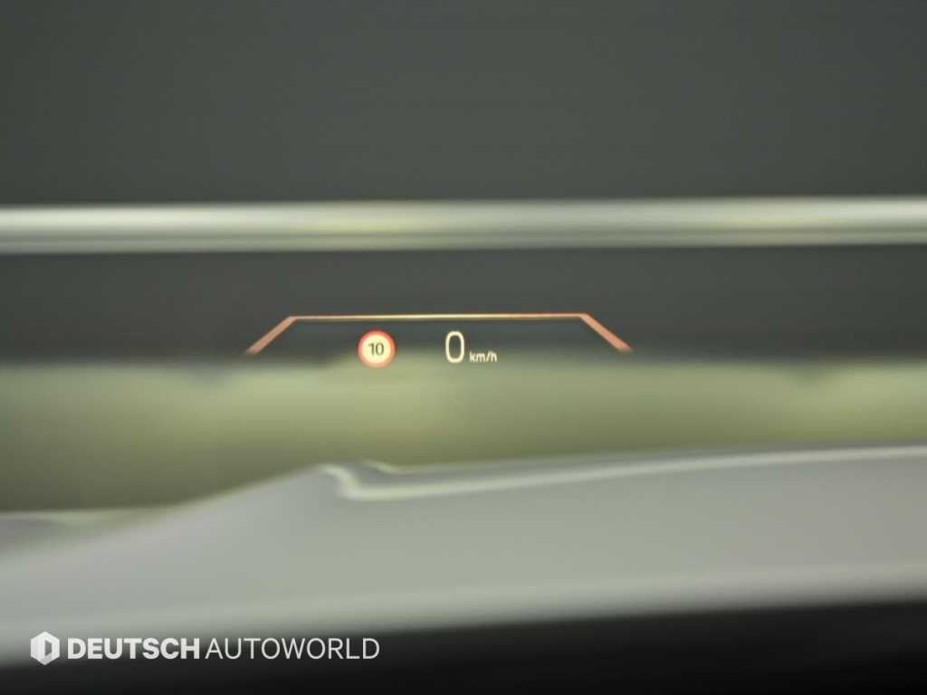 BMW 3-Series — photo 17