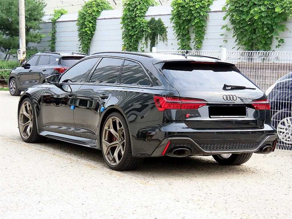 Audi RS6 — photo 03