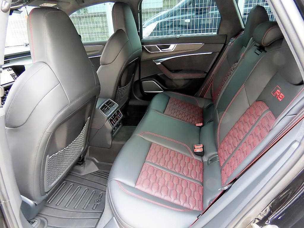 Audi RS6 — photo 06