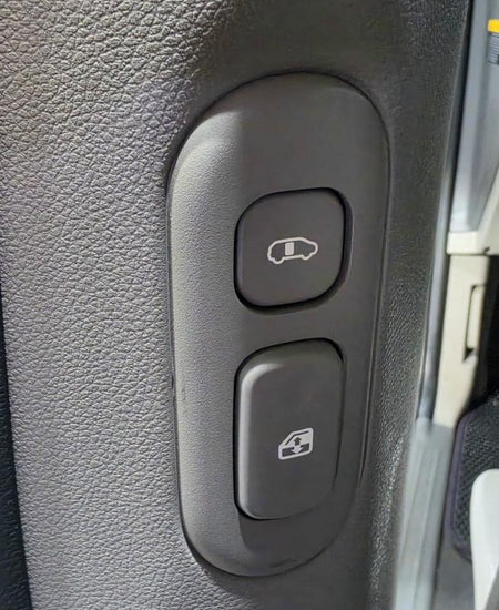 Kia Carnival — photo 15