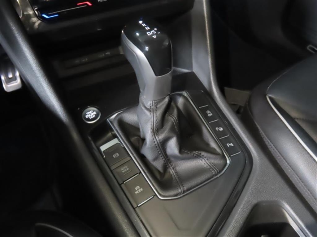 Volkswagen Tiguan — photo 06