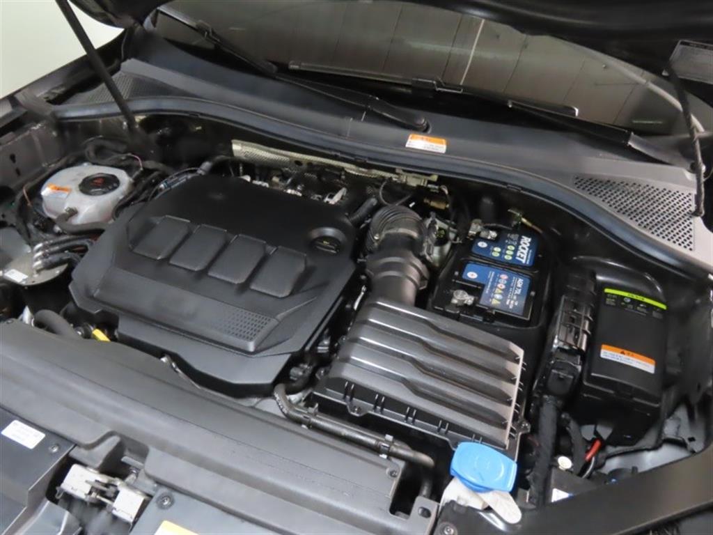 Volkswagen Tiguan — photo 20