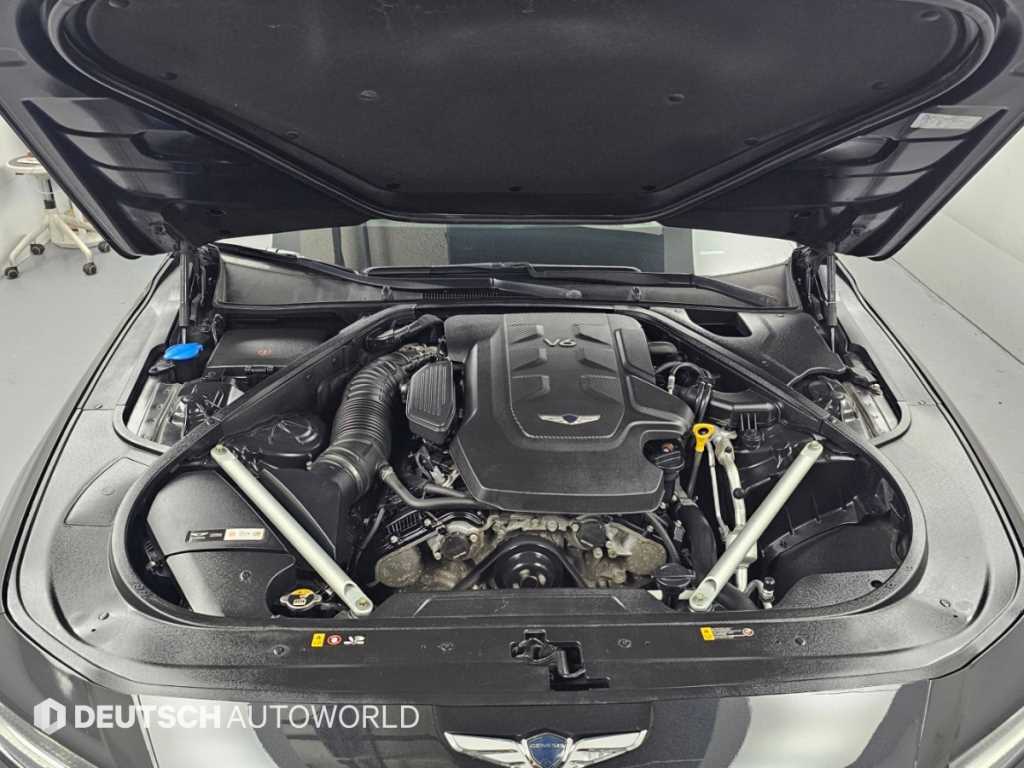 Genesis G90 — photo 06