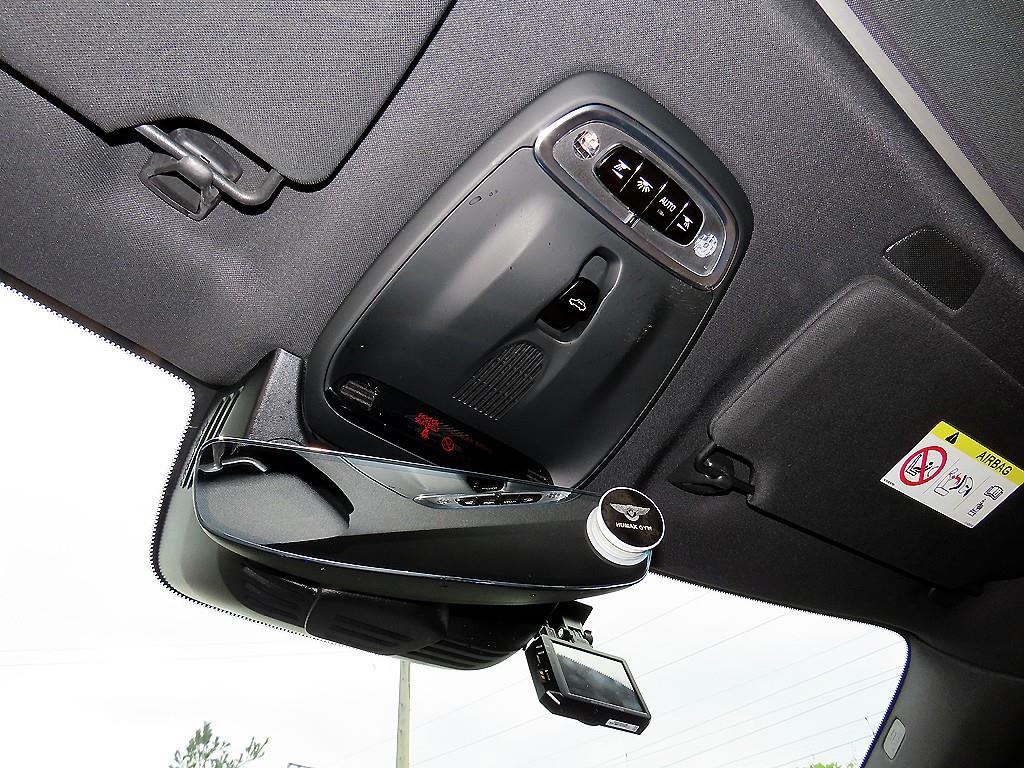 Volvo XC90 — photo 15